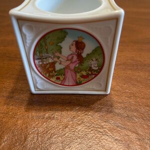 2001 Hutschenreuther porcelain candle holder depicting the "Frog King"